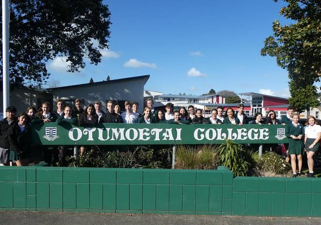 Otumoetai College